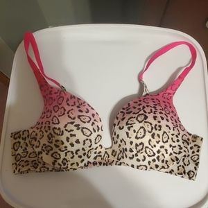 VS Push up 34B bra